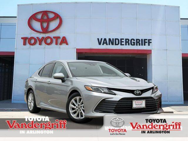 2023 Toyota Camry LE FWD photo