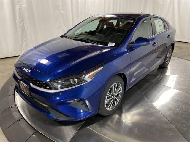 2023 Kia Forte LXS FWD photo