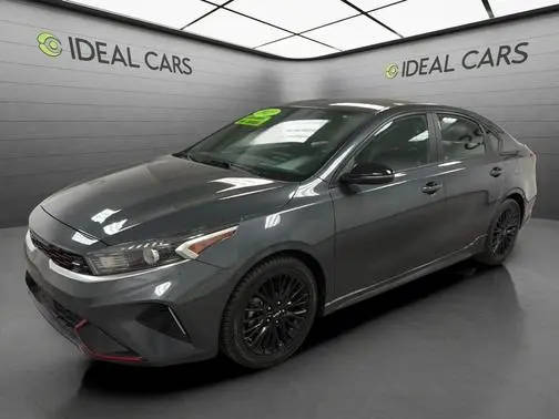 2023 Kia Forte GT-Line FWD photo