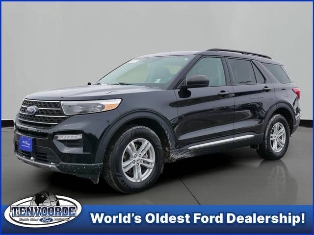2023 Ford Explorer XLT 4WD photo
