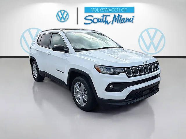2022 Jeep Compass Latitude FWD photo