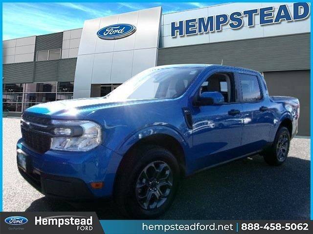 2022 Ford Maverick XLT AWD photo