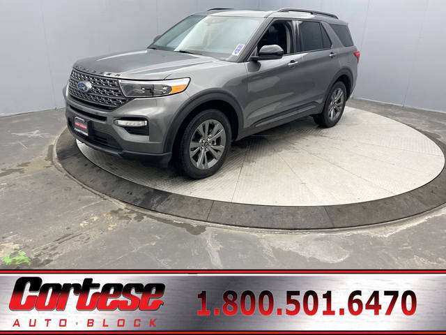 2023 Ford Explorer XLT 4WD photo