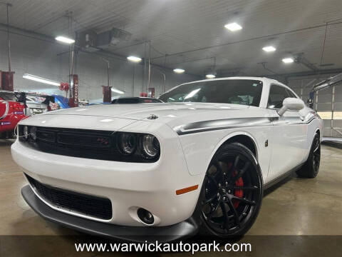 2022 Dodge Challenger R/T Scat Pack RWD photo