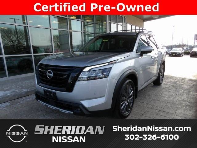 2023 Nissan Pathfinder SL 4WD photo