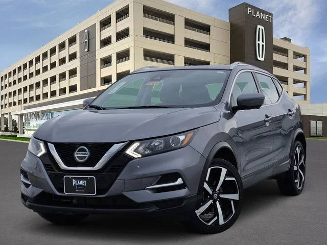 2022 Nissan Rogue Sport SL AWD photo