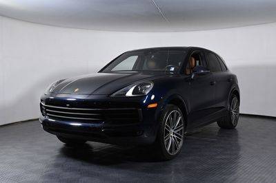 2023 Porsche Cayenne Platinum Edition AWD photo