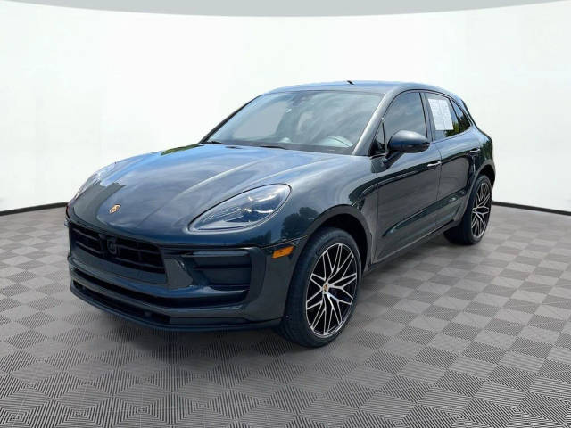 2023 Porsche Macan T AWD photo
