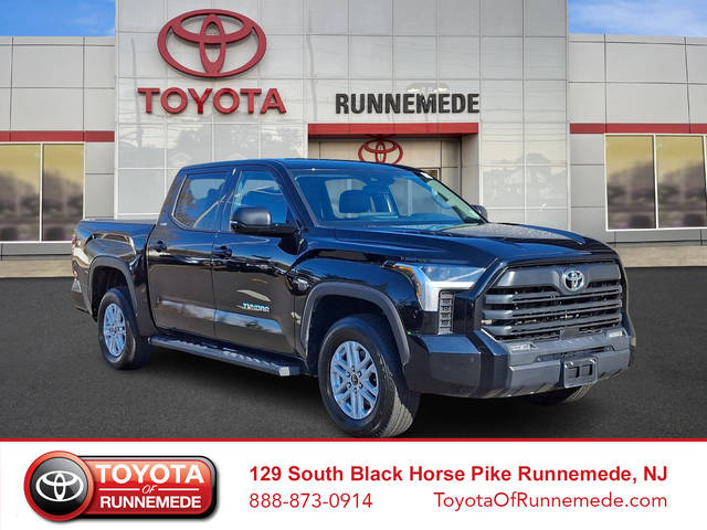 2023 Toyota Tundra SR5 4WD photo