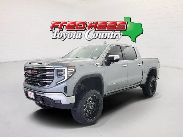 2023 GMC Sierra 1500 SLT 4WD photo