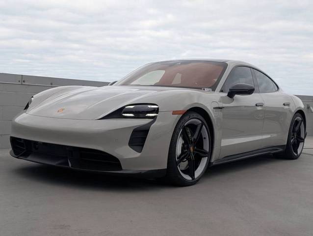 2023 Porsche Taycan GTS AWD photo