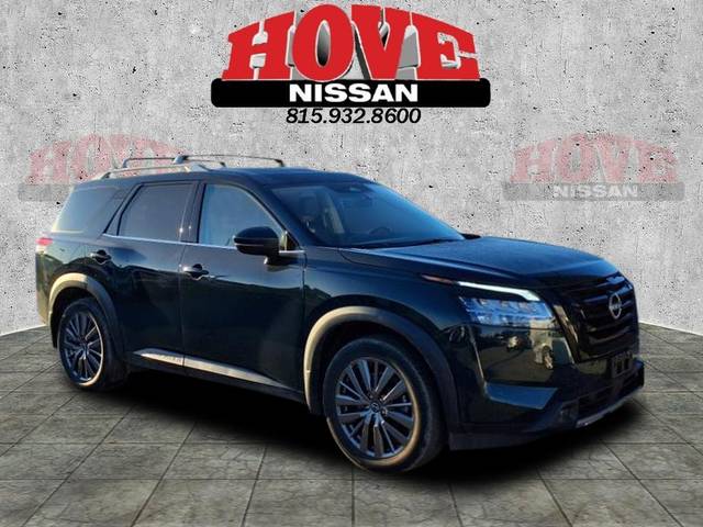 2023 Nissan Pathfinder SL 4WD photo