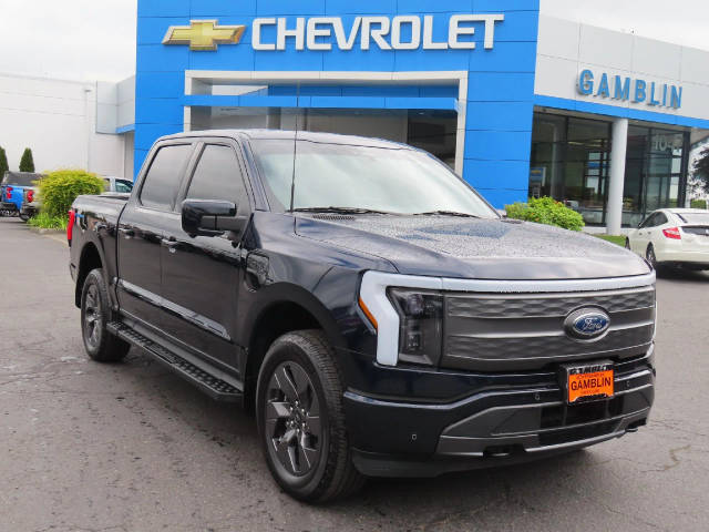 2022 Ford F-150 Lightning LARIAT AWD photo