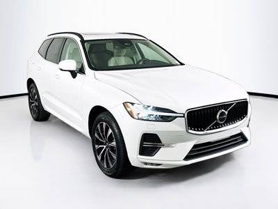 2023 Volvo XC60 Core FWD photo