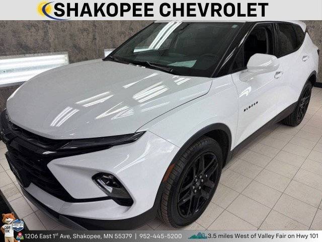 2023 Chevrolet Blazer LT AWD photo