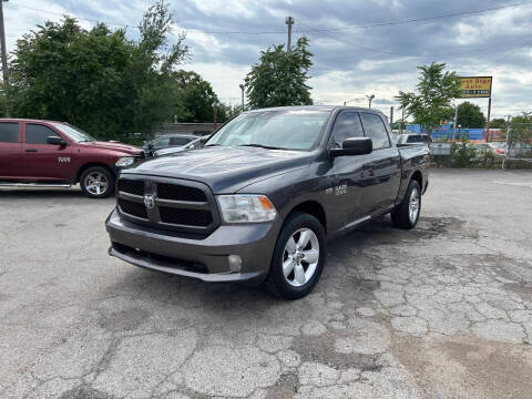2015 Ram 1500 Express RWD photo