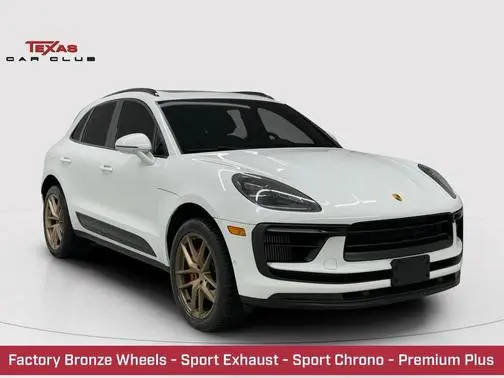 2022 Porsche Macan S AWD photo
