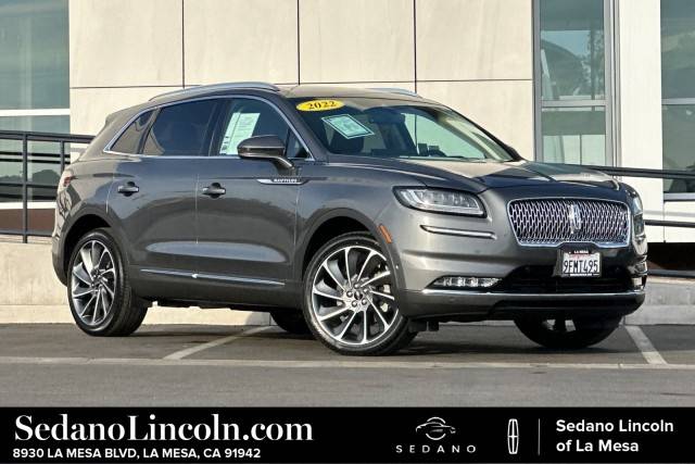 2022 Lincoln Nautilus Reserve AWD photo