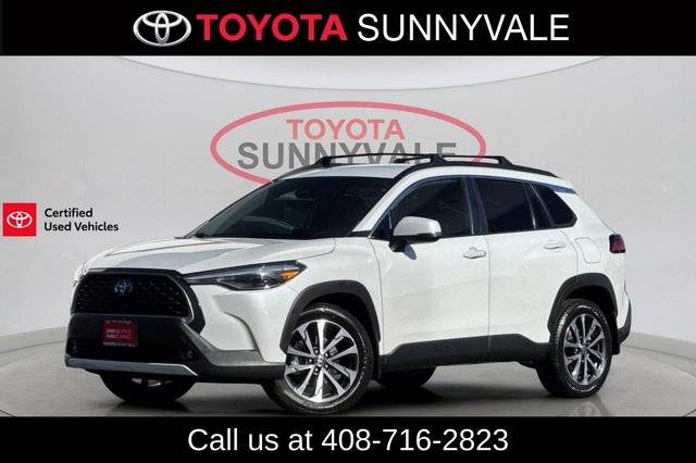 2023 Toyota Corolla Cross XLE FWD photo