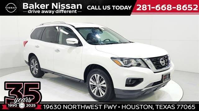 2019 Nissan Pathfinder SV 4WD photo