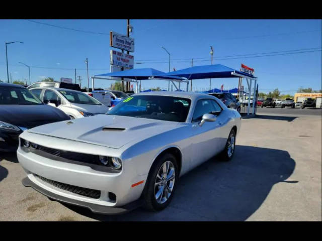 2021 Dodge Challenger SXT AWD photo