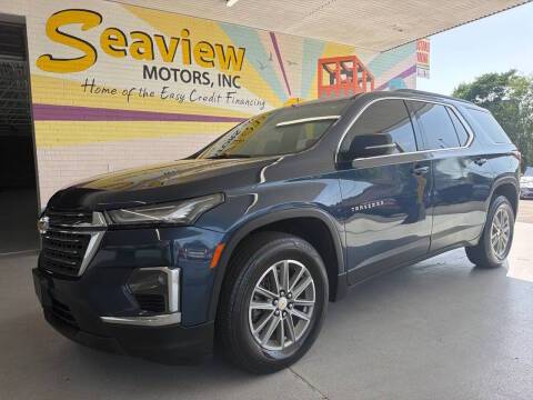 2023 Chevrolet Traverse LT Leather FWD photo