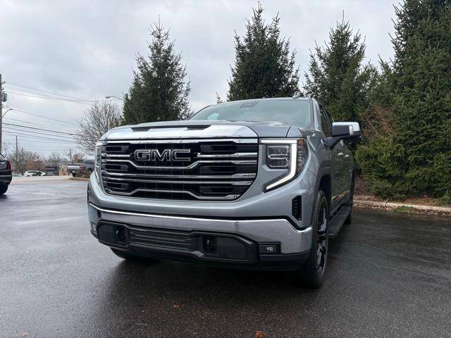 2023 GMC Sierra 1500 SLT 4WD photo