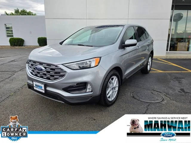 2022 Ford Edge SEL AWD photo