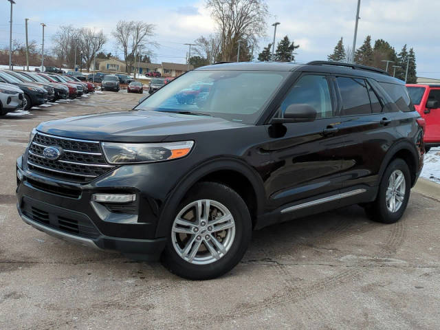 2022 Ford Explorer XLT 4WD photo