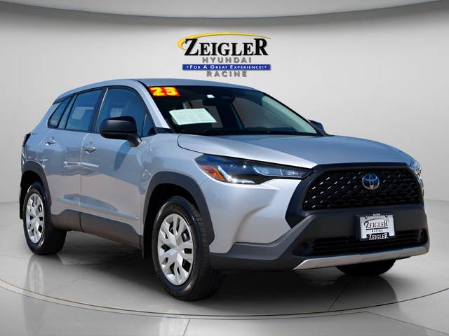 2023 Toyota Corolla Cross L AWD photo