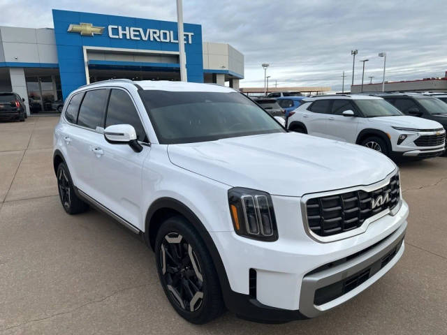 2023 Kia Telluride S AWD photo