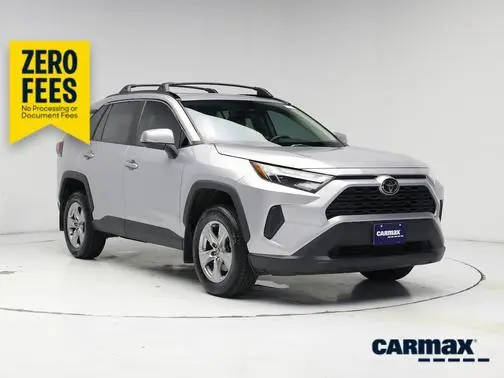 2023 Toyota RAV4 XLE FWD photo