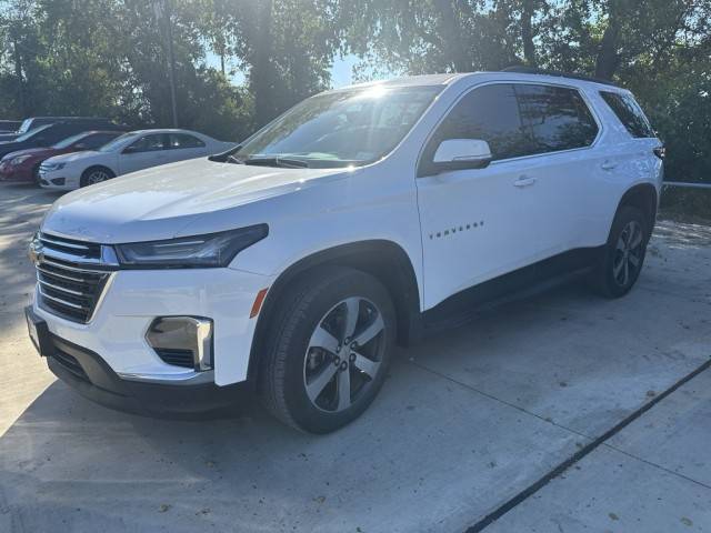 2023 Chevrolet Traverse LT Leather FWD photo