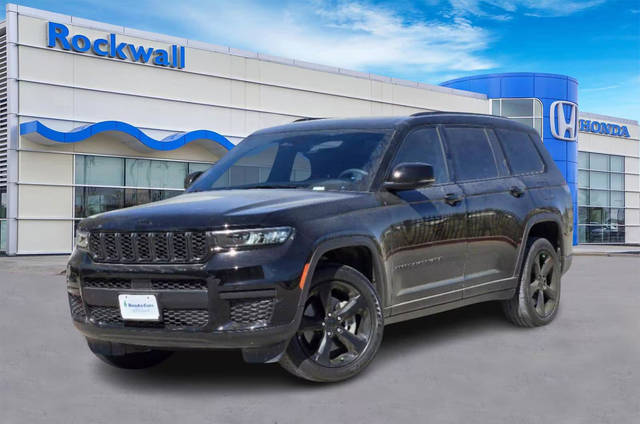 2023 Jeep Grand Cherokee L Altitude RWD photo