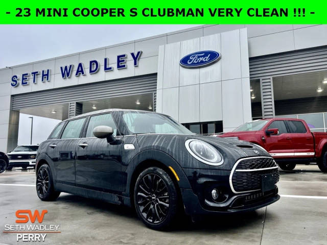 2023 MINI Cooper Clubman Cooper S FWD photo