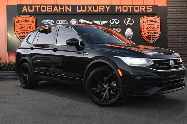 2023 Volkswagen Tiguan SE R-Line Black AWD photo