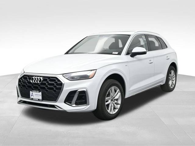 2023 Audi Q5 S line Premium AWD photo