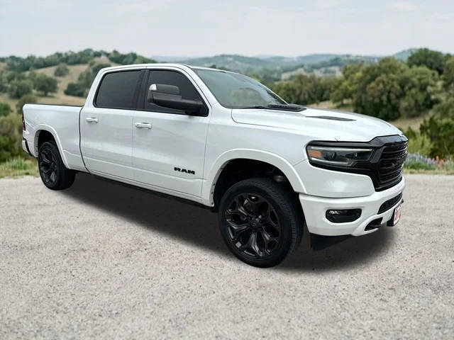 2022 Ram 1500 Limited 4WD photo