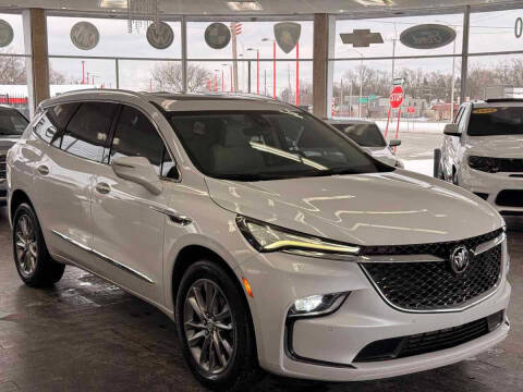 2023 Buick Enclave Avenir AWD photo