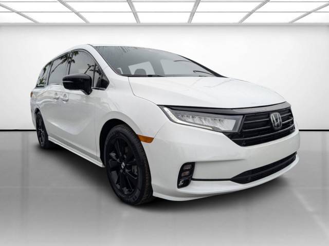 2023 Honda Odyssey Sport FWD photo