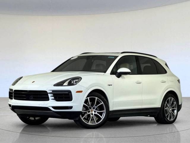 2022 Porsche Cayenne E-Hybrid AWD photo