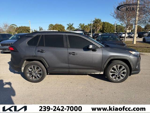 2023 Toyota RAV4 XLE Premium FWD photo