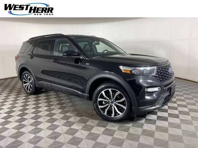 2023 Ford Explorer ST-Line 4WD photo