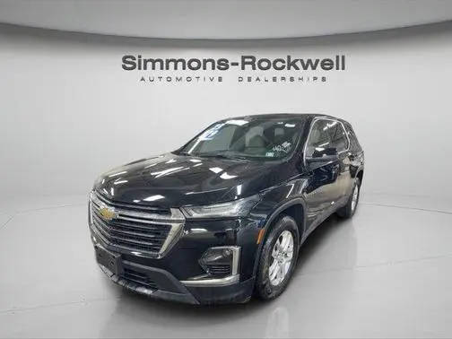2023 Chevrolet Traverse LS AWD photo