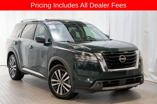 2022 Nissan Pathfinder Platinum 4WD photo