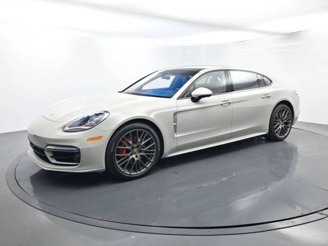 2023 Porsche Panamera 4S Executive AWD photo