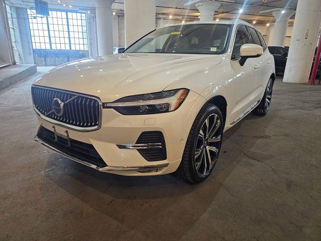 2023 Volvo XC60 Ultimate Bright Theme AWD photo