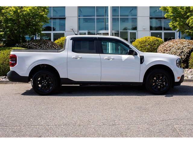 2023 Ford Maverick LARIAT AWD photo