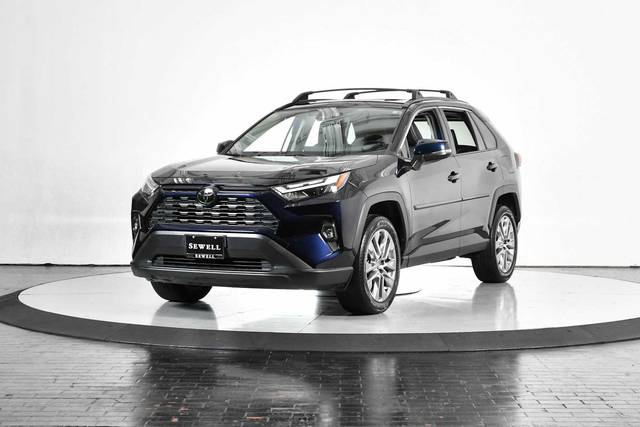 2023 Toyota RAV4 XLE Premium FWD photo