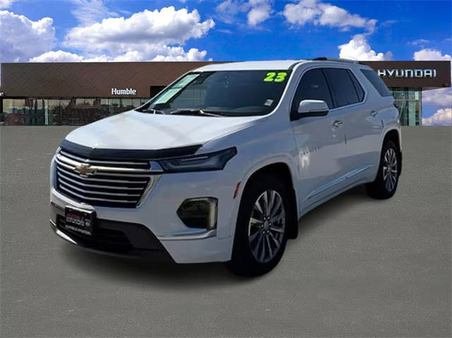 2023 Chevrolet Traverse Premier AWD photo